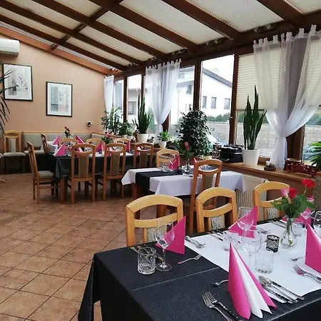 Restaurace A U Novaku 3* Bítovany
